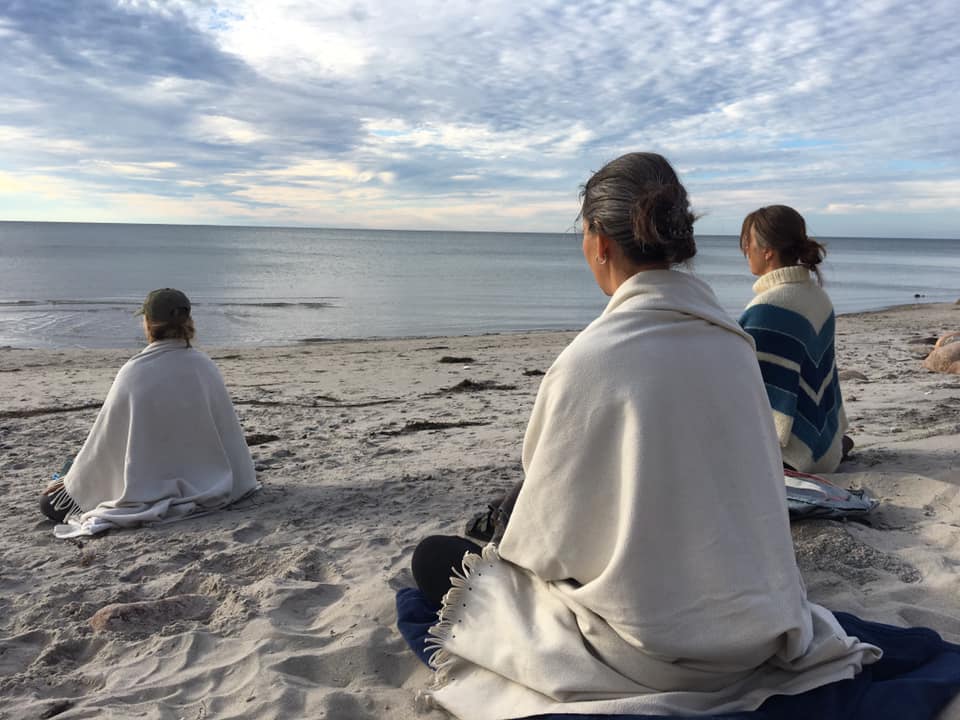 meditation på strand